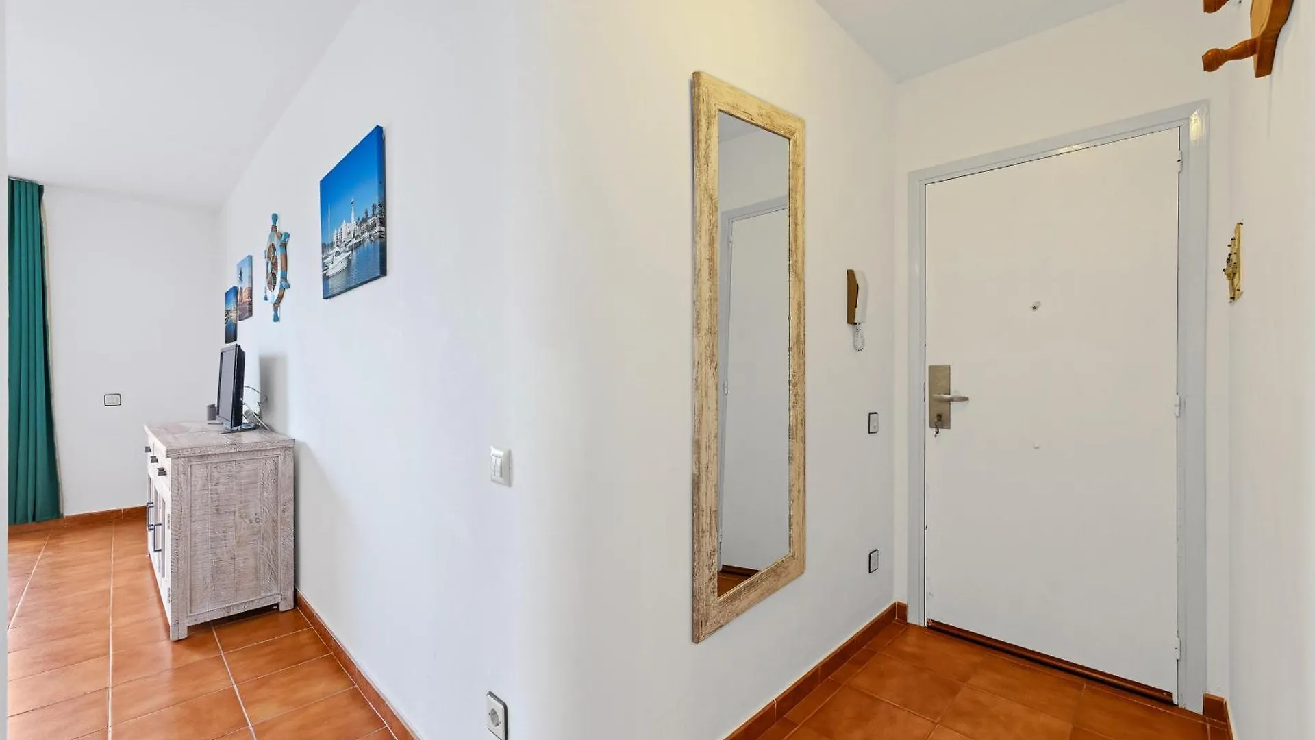 Apartamento Con Piscina Y Terraza Cerca Del Mar Empuriabrava 0*,