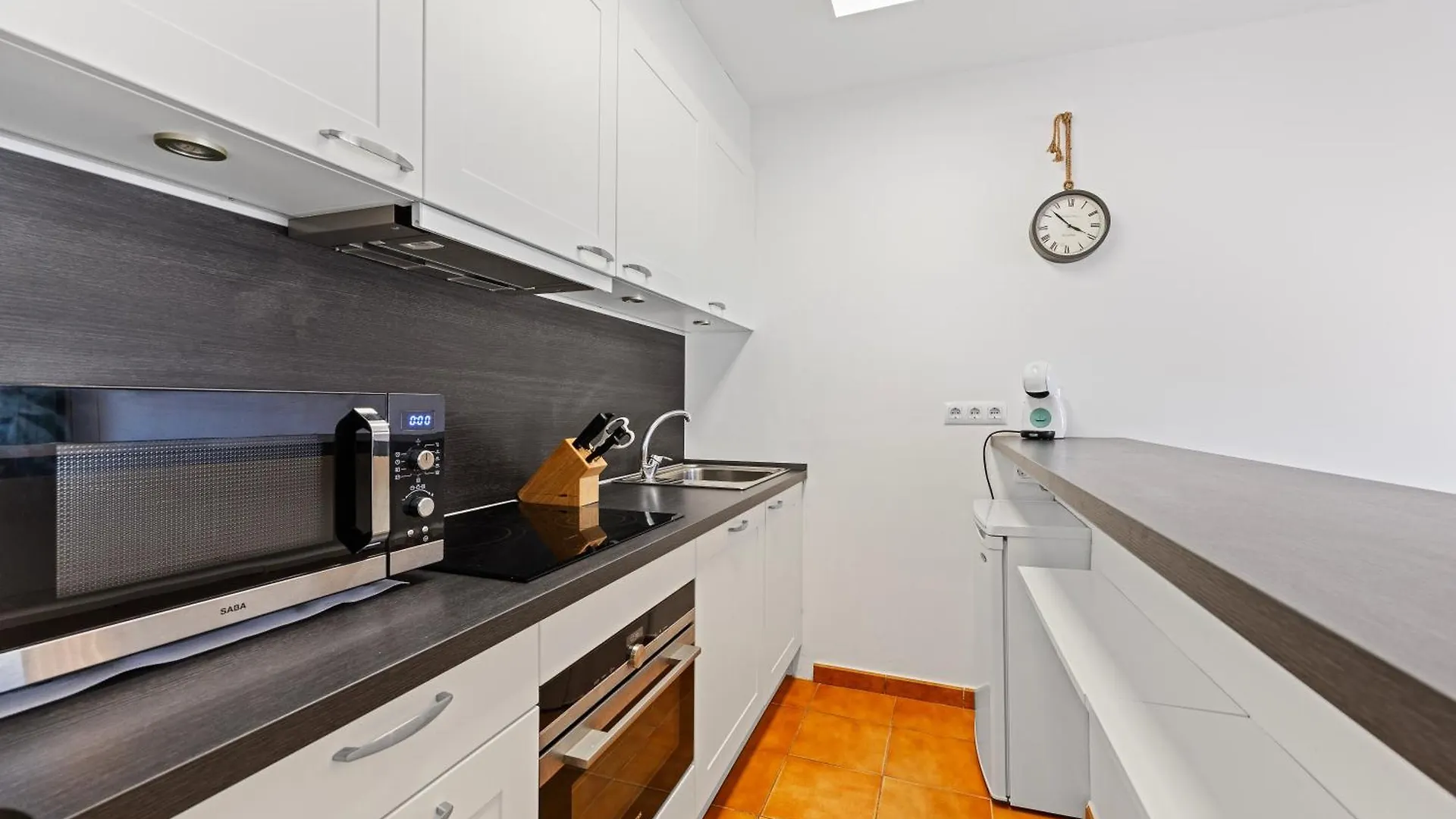 Apartamento Con Piscina Y Terraza Cerca Del Mar Empuriabrava Spanje
